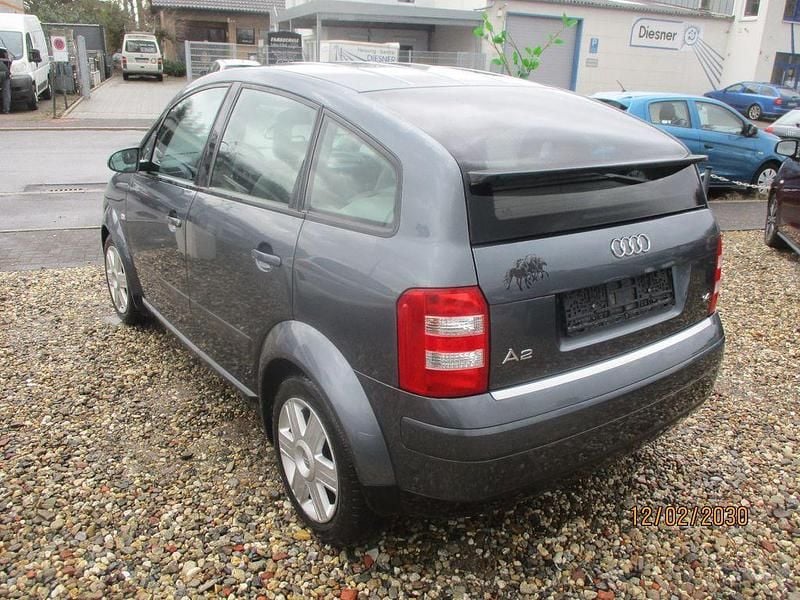 Gebraucht Audi A2 75 PS (55 kW) 2002 Grau Kleinwagen