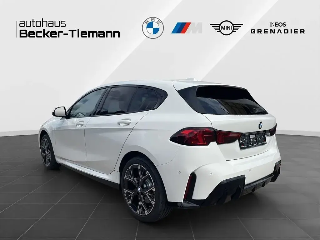 Neu BMW 123 Exclusive 218 PS (160 kW) 2026 Weiß Kleinwagen