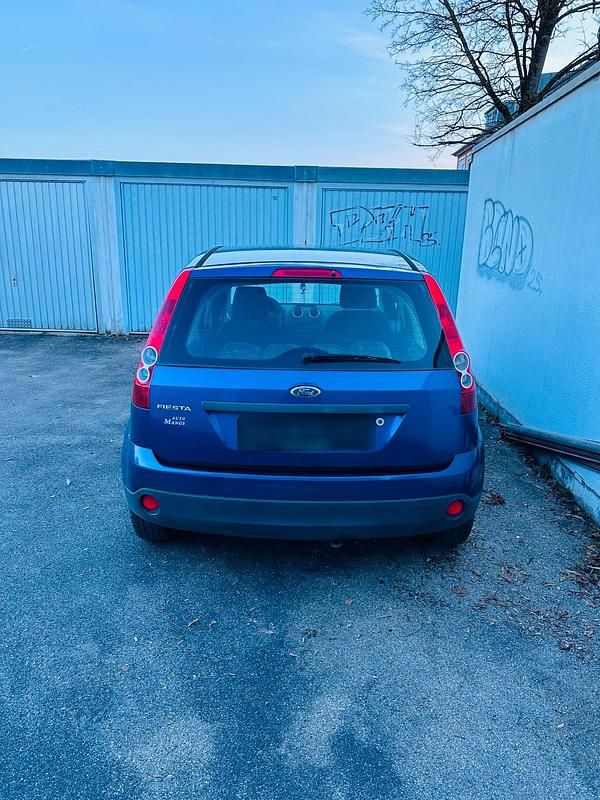 Gebraucht Ford Fiesta 63 PS (46 kW) 2006 Blau Kleinwagen