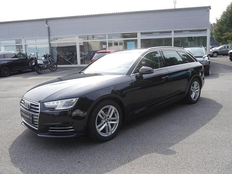 Schwarz Gebraucht 2017 Audi A4 Sport Kombi | 10.990 € (Superpreis) - Bild 1/4