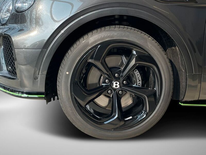 Gebraucht Bentley Bentayga 551 PS (405 kW) 2025 Anthracite SUV
