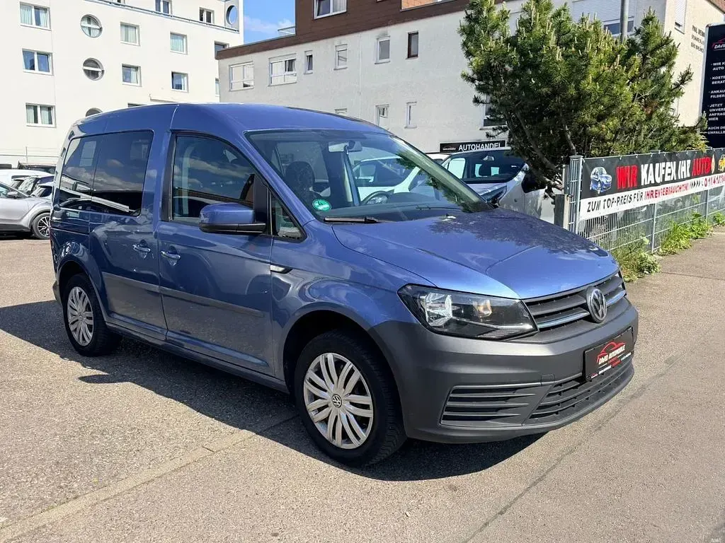 Second-hand VW Caddy Trendline 125 CP (91 kW) 2016 Albastru Monovolum