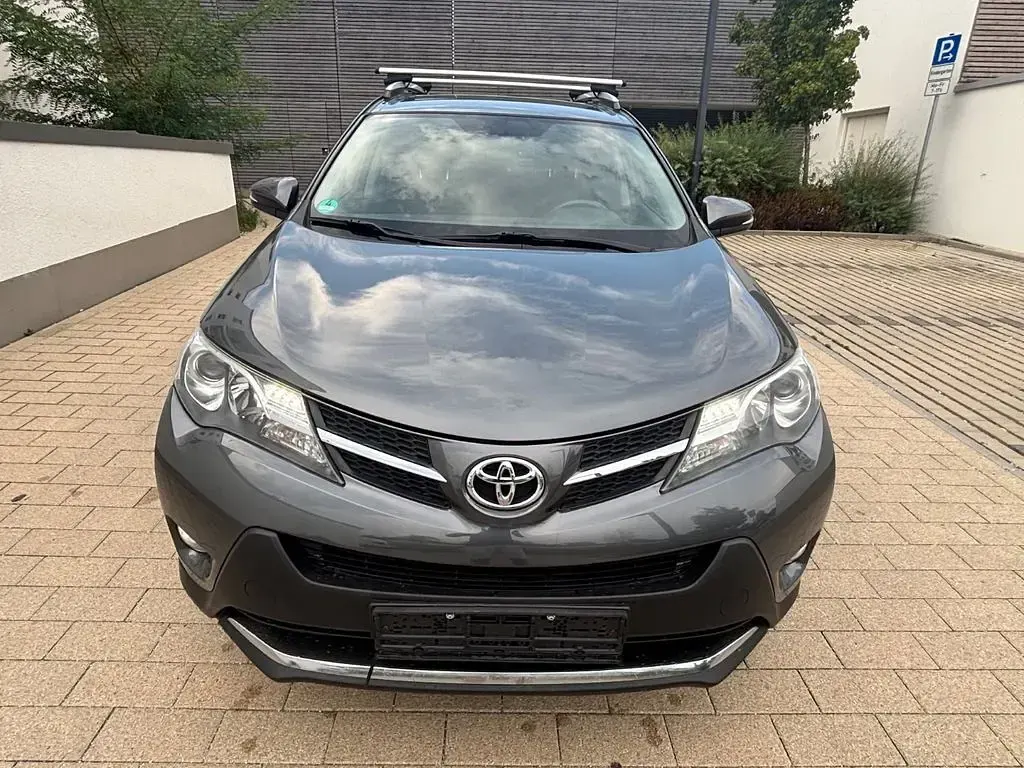 Gebraucht Toyota RAV4 Life 150 PS (110 kW) 2013 Grau SUV