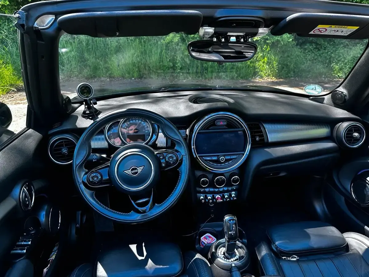 Gebraucht Mini Cooper S Cabriolet 192 PS (141 kW) 2020 Schwarz Cabrio