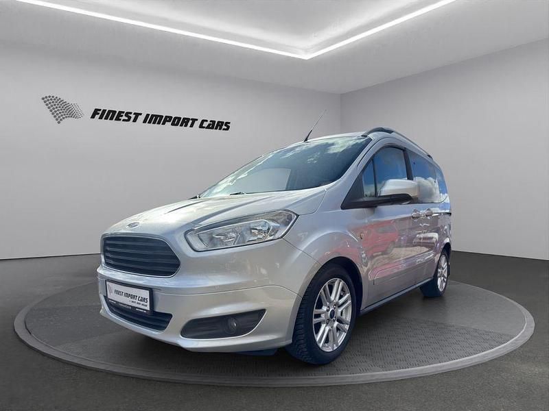 Gebraucht Ford Tourneo Courier 101 PS (74 kW) 2017 Silber Van / Kleinbus