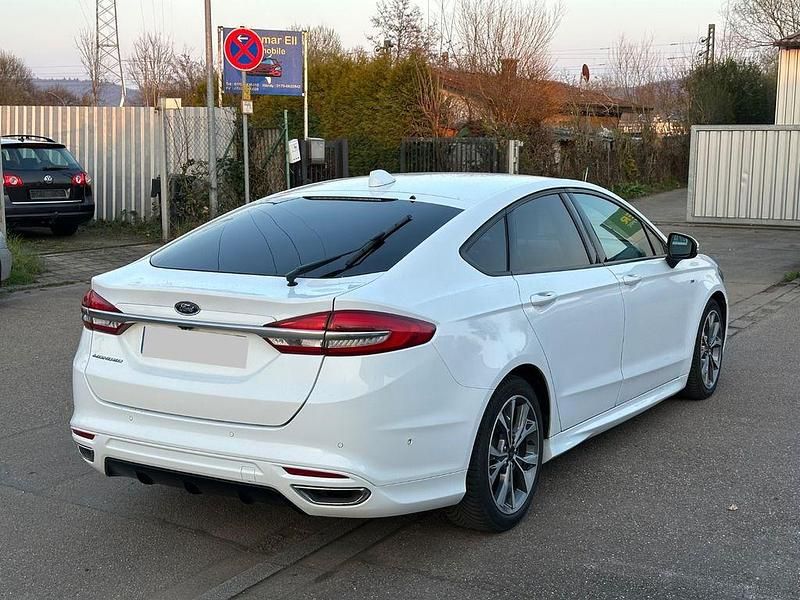 Gebraucht Ford Mondeo ST-Line 190 PS (139 kW) 2021 Weiß Limousine