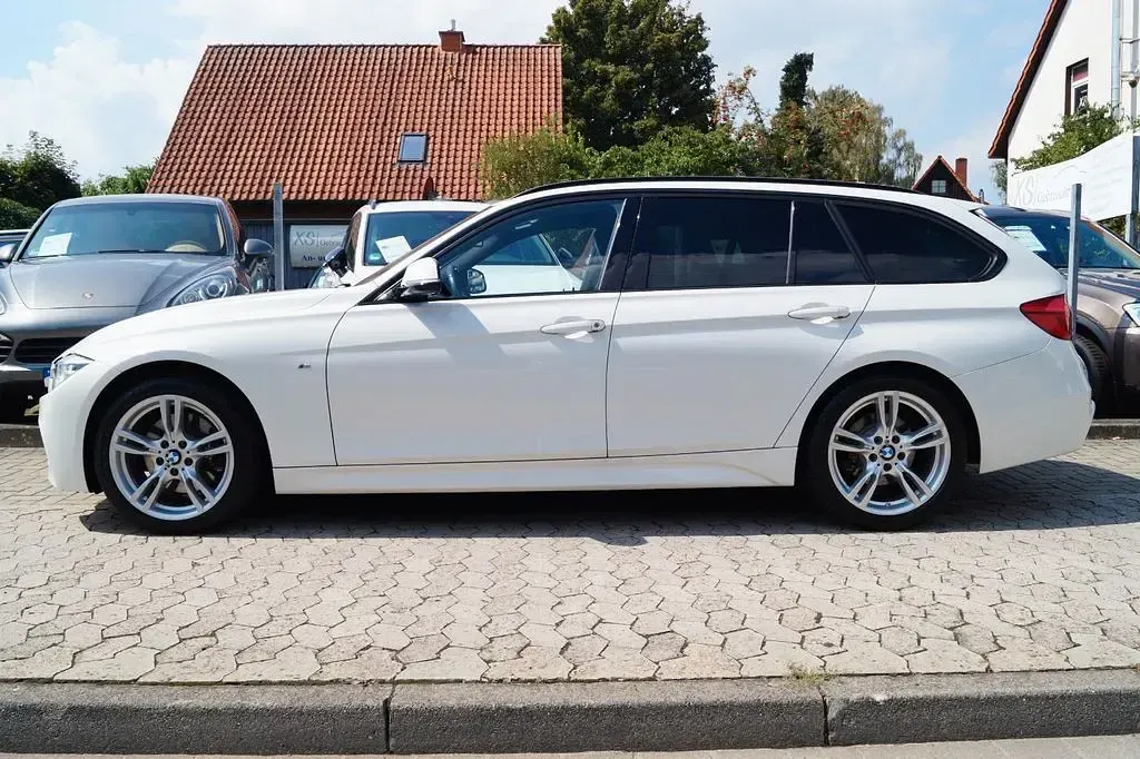 Gebraucht BMW 330 M Sport 252 PS (185 kW) 2015 Weiß Kombi