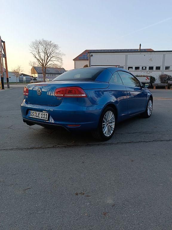 Gebraucht VW Eos Edition 160 PS (117 kW) 2014 Blau Cabrio