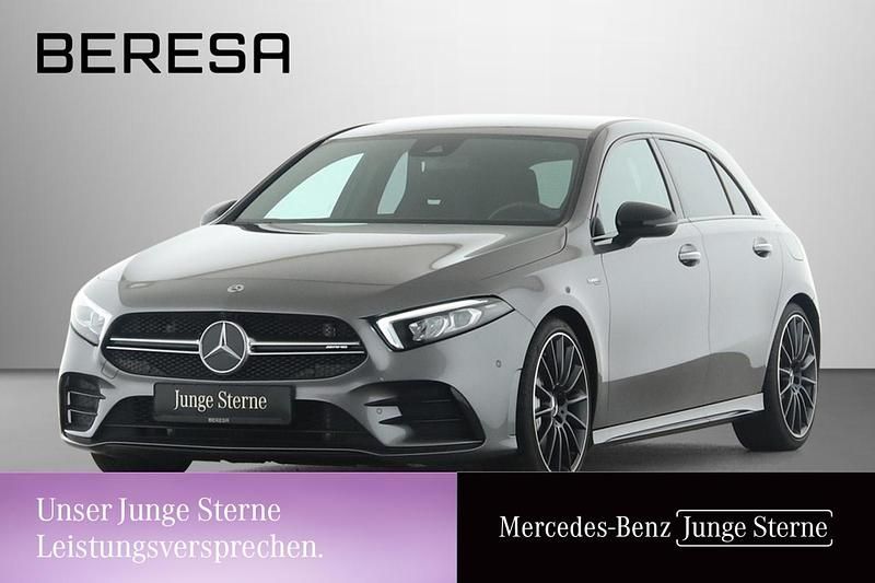 Grau Gebraucht 2022 Mercedes A35 AMG AMG Limousine | 36.680 € (Guter Preis) - Bild 1/3