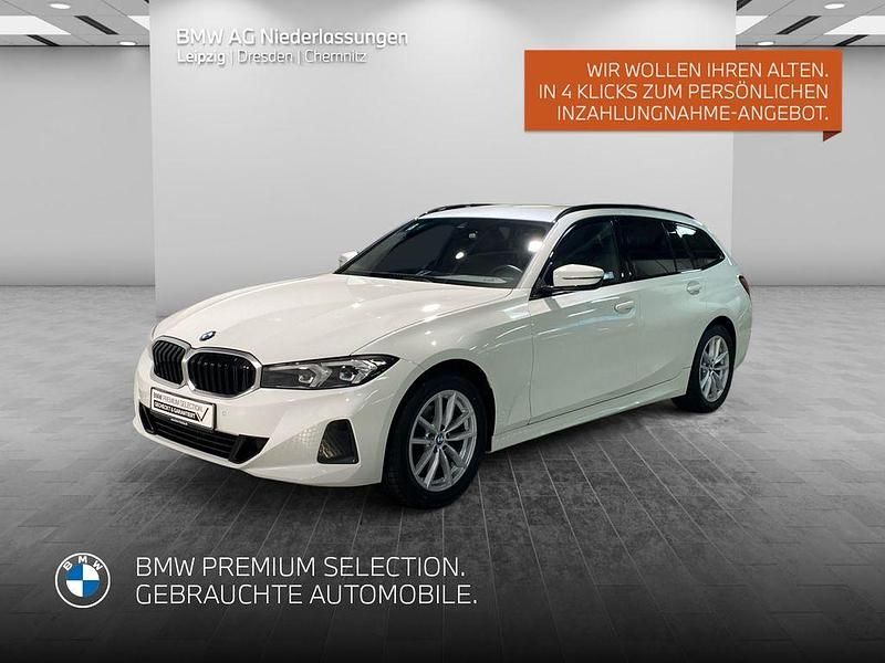 Weiß Gebraucht 2024 BMW 318 Shadowline Kombi | 34.111 € (Fairer Preis) - Bild 1/2