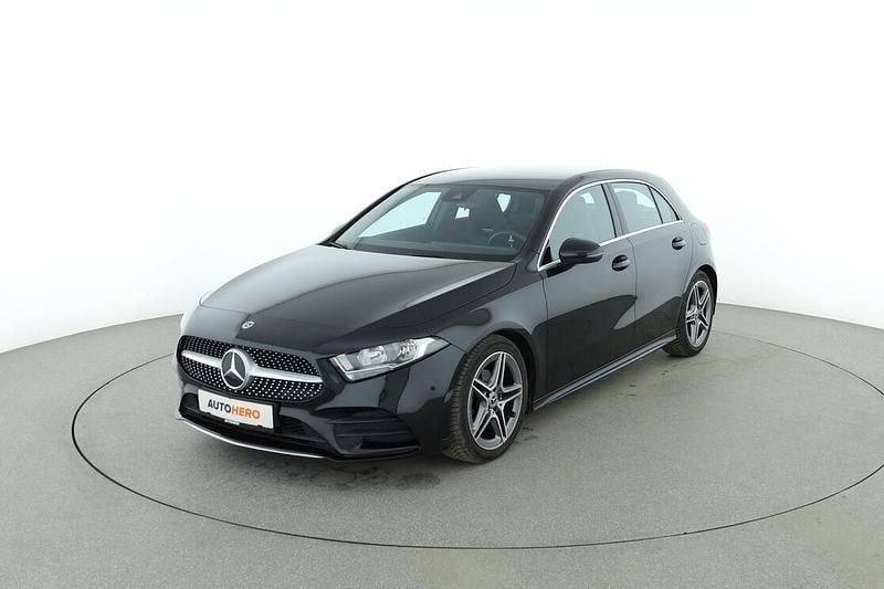 Gebraucht Mercedes A180 AMG line 136 PS (100 kW) 2021 Limousine