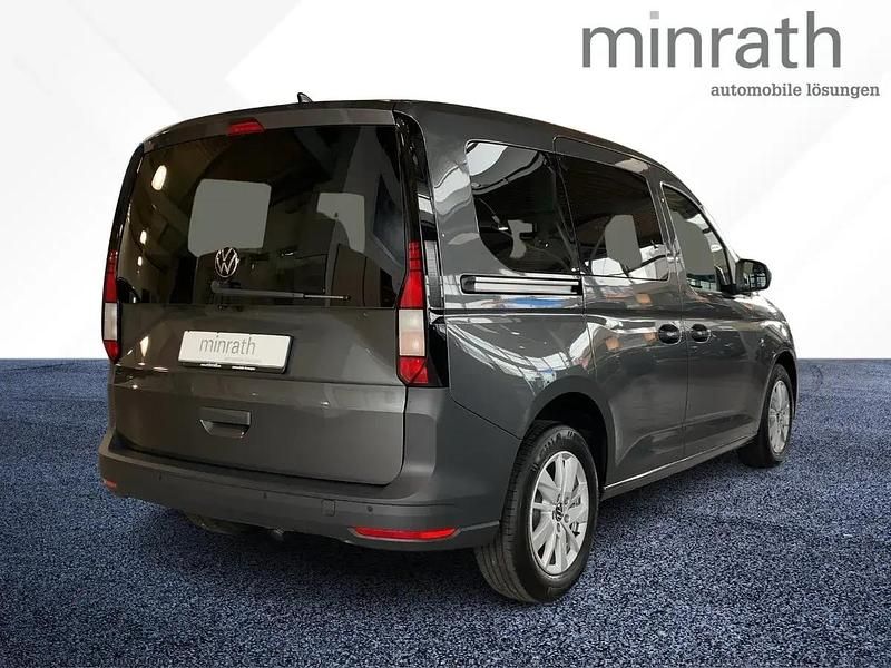 Gebraucht VW Caddy 102 PS (75 kW) 2024 Schwarz Van / Kleinbus