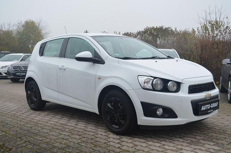 Gebraucht Chevrolet Aveo LTZ 116 PS (85 kW) 2013 Weiß Limousine