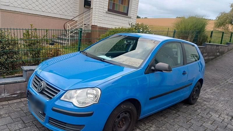 Blau Gebraucht 2006 VW Polo Kleinwagen | 1.750 € - Bild 1/4
