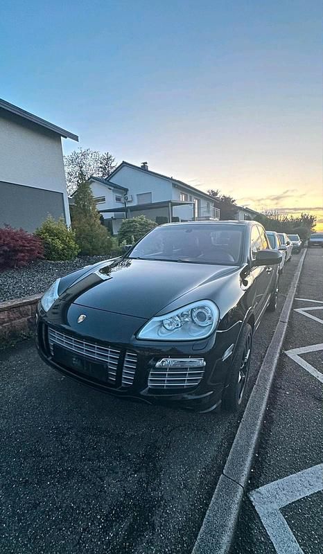 Schwarz Gebraucht 2009 Porsche Cayenne GTS SUV | 19.500 € (Teuer) - Bild 1/3