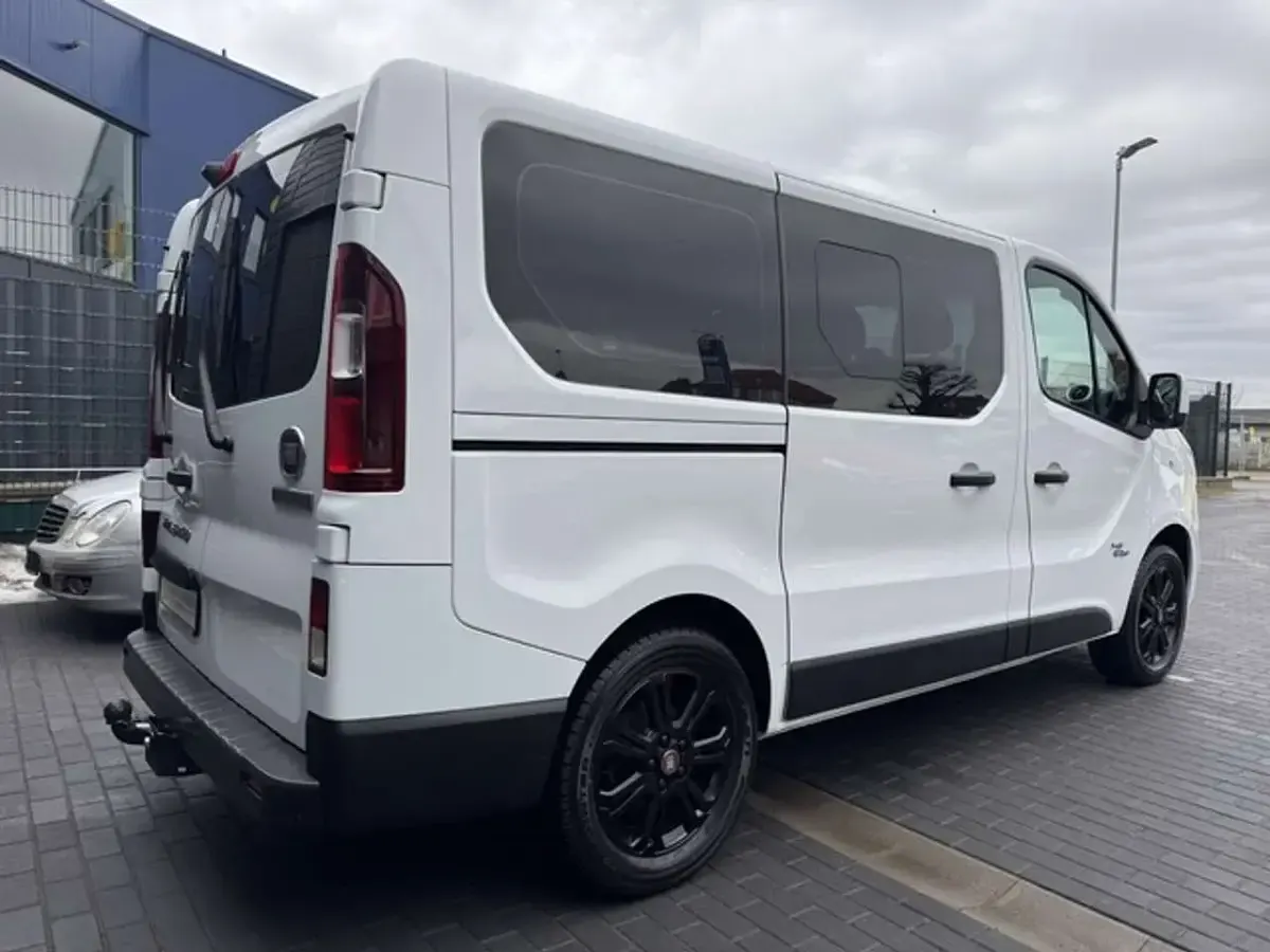 Second-hand Fiat Talento 145 CP (106 kW) 2017 Alb Monovolum