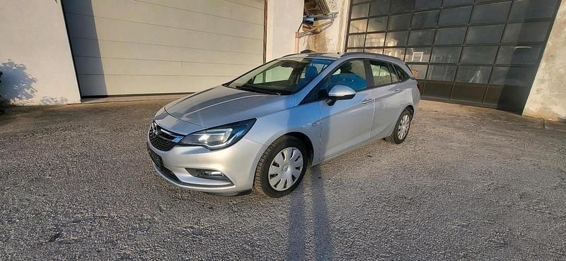 Gebraucht Opel Astra 136 PS (100 kW) 2018 Silber Kombi