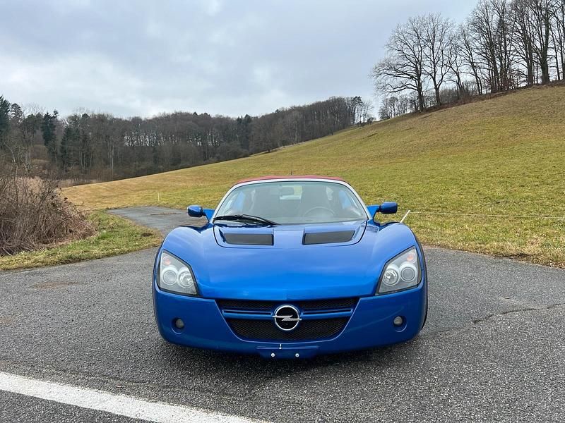Gebraucht Opel Speedster 148 PS (108 kW) 2002 Blau Cabrio
