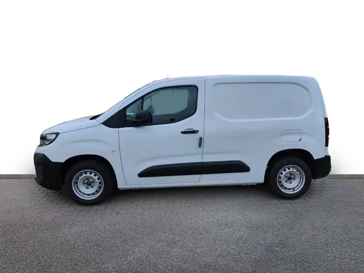 Nowe Opel Combo 102 KM (75 kW) 2026 Biały Minivan