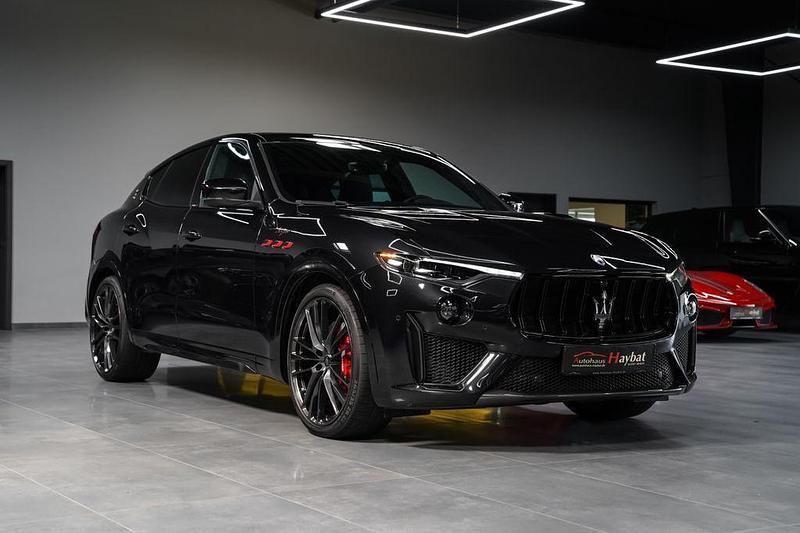 Schwarz Gebraucht 2022 Maserati Levante SUV | 99.950 € (Fairer Preis) - Bild 1/4