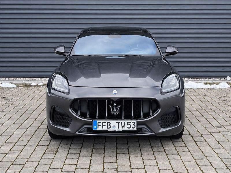 Grau Gebraucht 2023 Maserati Grecale GT SUV | 44.999 € (Superpreis) - Bild 1/4