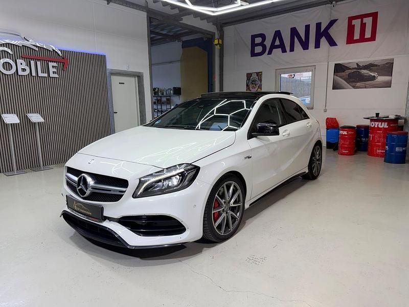 Gebraucht Mercedes A45 AMG AMG 381 PS (280 kW) 2015 Calcitweiss/zirrusweiss Limousine
