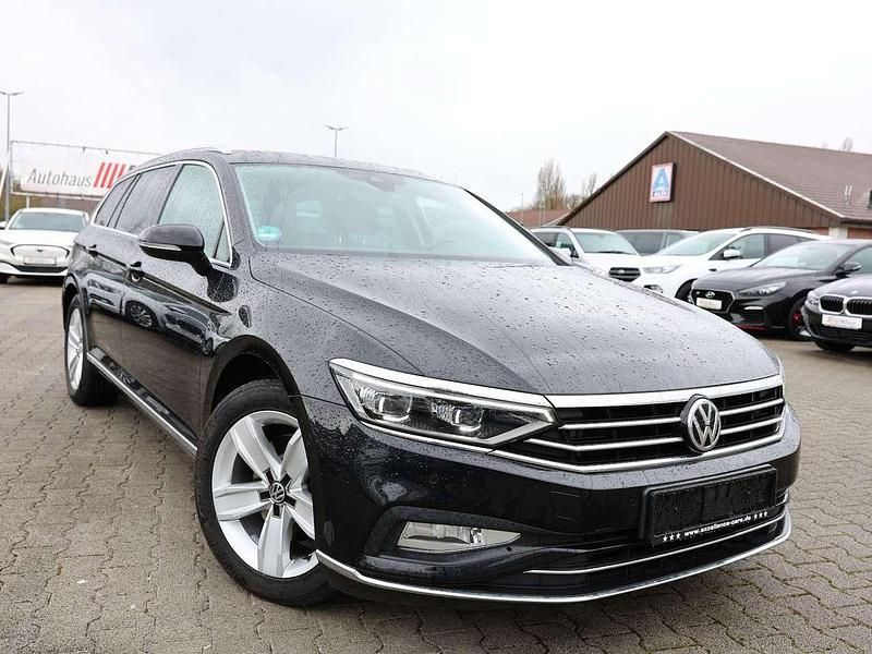 Gebraucht VW Passat Elegance 150 PS (110 kW) 2019 Schwarz Kombi