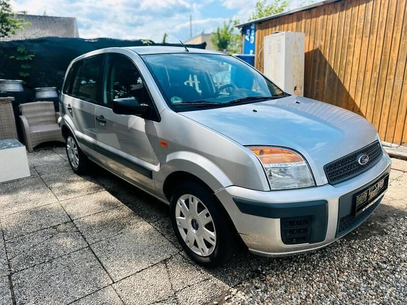 Grau Gebraucht 2008 Ford Fusion Style Limousine | 2.200 € (Guter Preis) - Bild 1/4