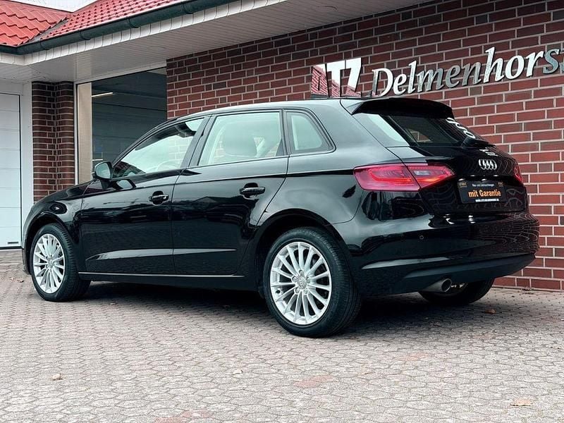 Gebraucht Audi A3 Ambition 110 PS (80 kW) 2016 Schwarz Limousine