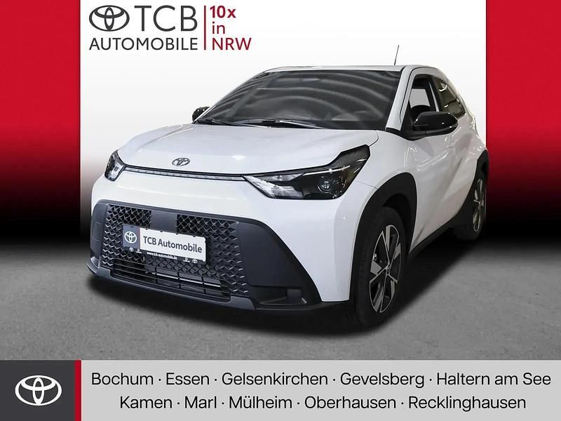 Weiß Neu 2025 Toyota Aygo X Active SUV | 22.780 € (Fairer Preis) - Bild 1/4