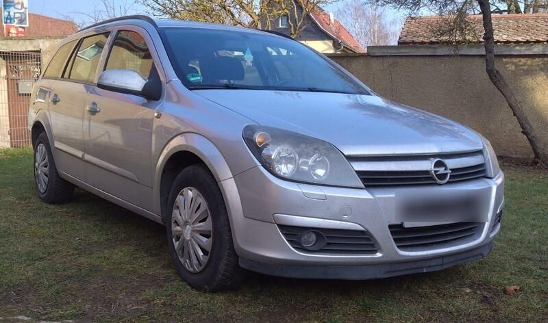 Silber Gebraucht 2006 Opel Astra Kombi | 500 € - Bild 1/4