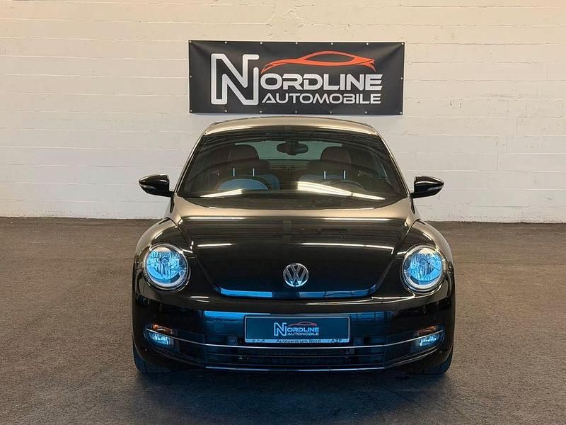 Gebraucht VW Beetle Cup 105 PS (77 kW) 2014 Schwarz Kleinwagen