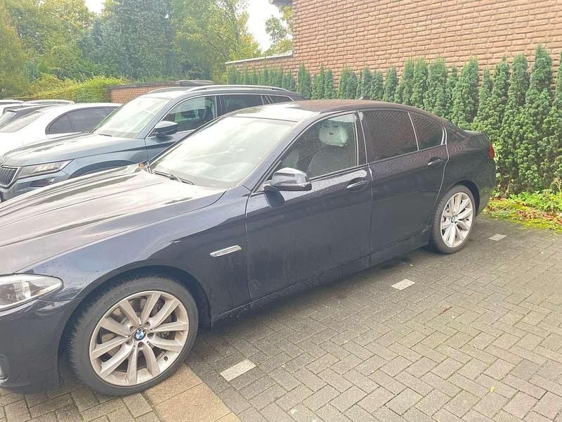 Schwarz Gebraucht 2014 BMW 535 Luxury Line Limousine | 11.900 € (Superpreis) - Bild 1/4