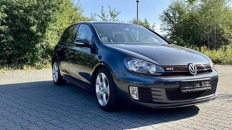 Grau Gebraucht 2011 VW Golf VI GTI Kleinwagen | 10.499 € (Fairer Preis) - Bild 1/4