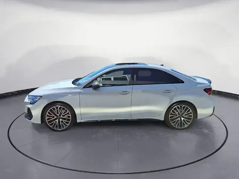 Gebraucht Audi S3 Business 333 PS (244 kW) 2025 Weiß Limousine