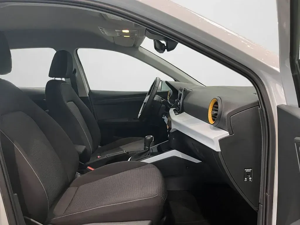 Gebraucht Seat Arona Style 116 PS (85 kW) 2024 Nevada weiß metallic (metallic) SUV