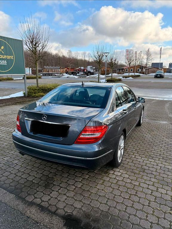 Gebraucht Mercedes C200 Avantgarde 136 PS (100 kW) 2012 Limousine