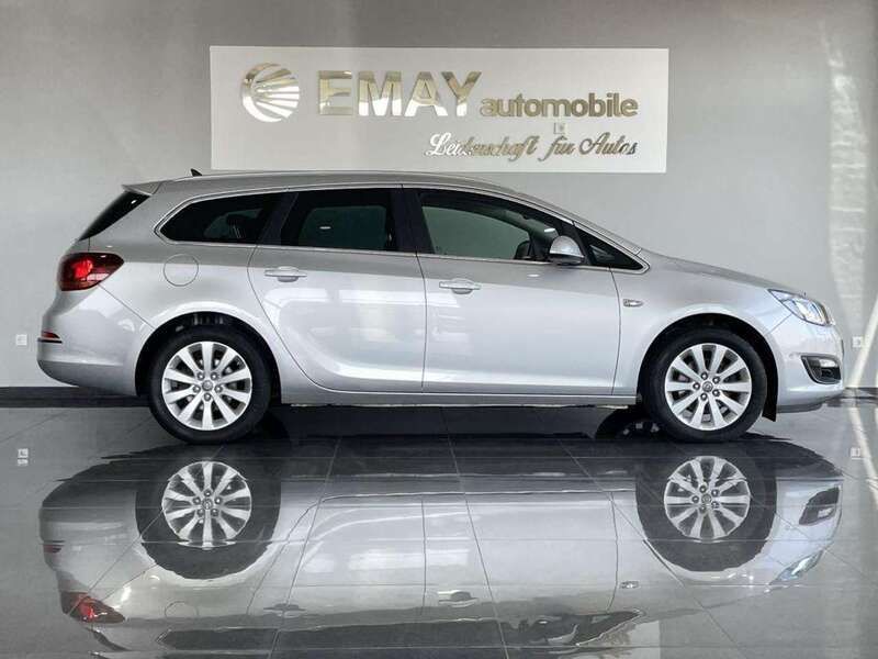 Gebraucht Opel Astra Exklusiv 136 PS (100 kW) 2015 Silber Kombi