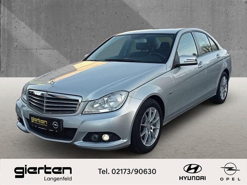 Gebraucht Mercedes C200 136 PS (100 kW) 2012 Silber Limousine