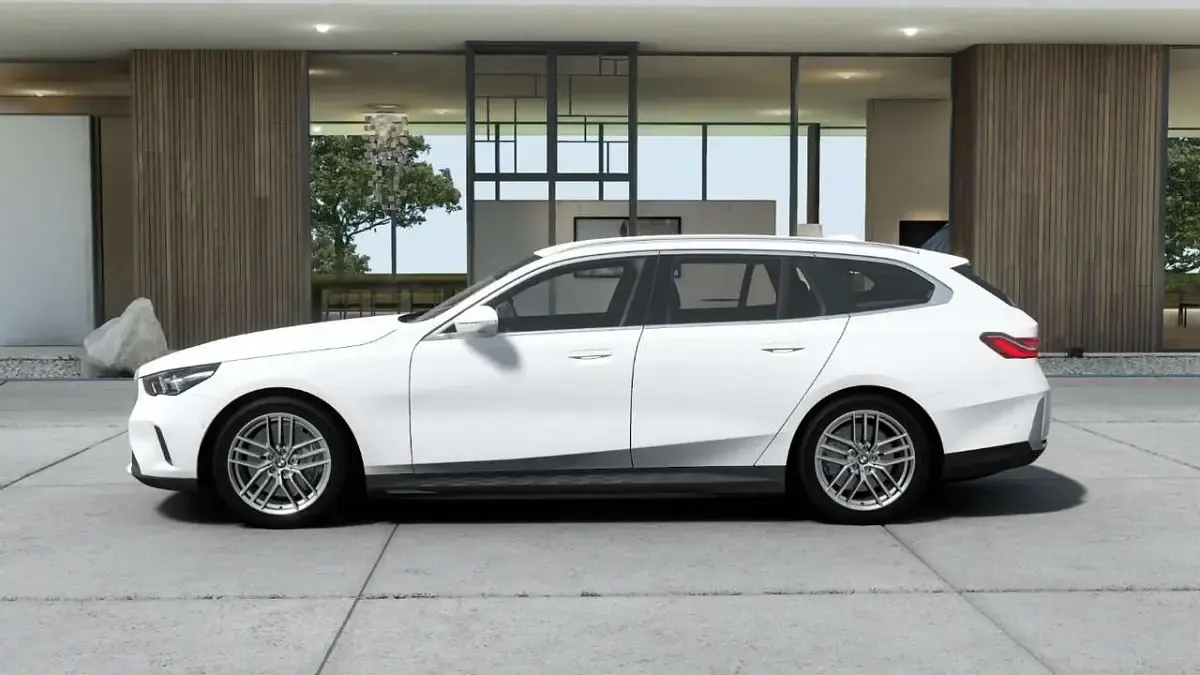 Gebraucht BMW i5 Sport Line 250 kW (340 PS) 2024 Weiß Limousine
