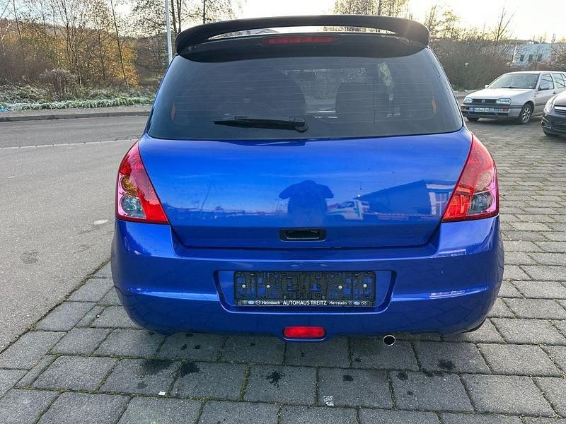 Gebraucht Suzuki Swift Comfort+ 92 PS (67 kW) 2008 Blau Kleinwagen