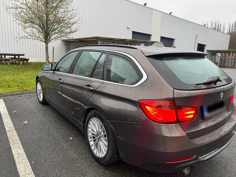 Gebraucht BMW 318 143 PS (105 kW) 2013 Andere farben Kombi