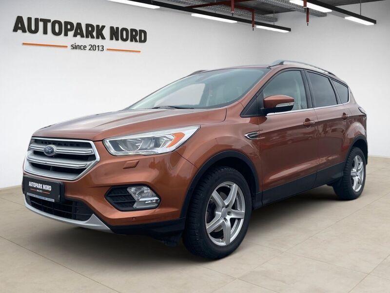 Braun Gebraucht 2017 Ford Kuga Titanium SUV | 14.999 € (Fairer Preis) - Bild 1/4