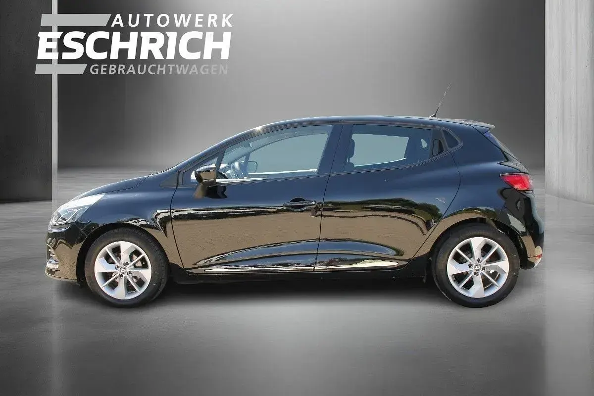 Gebraucht Renault Clio IV LIMITED 90 PS (66 kW) 2018 Schwarz metallic
