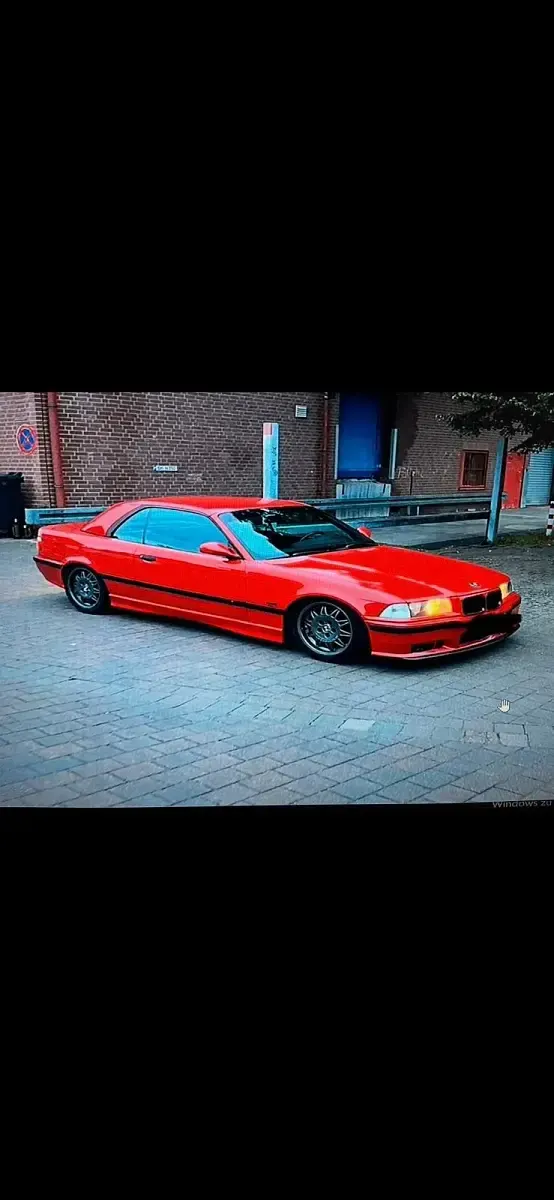 Gebraucht BMW 320 Cabriolet 150 PS (110 kW) 1997 Rot Cabrio