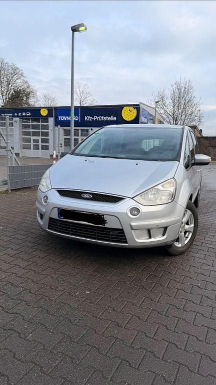 Gebraucht Ford S-MAX Ambiente 140 PS (102 kW) 2007 Silber Van / Kleinbus