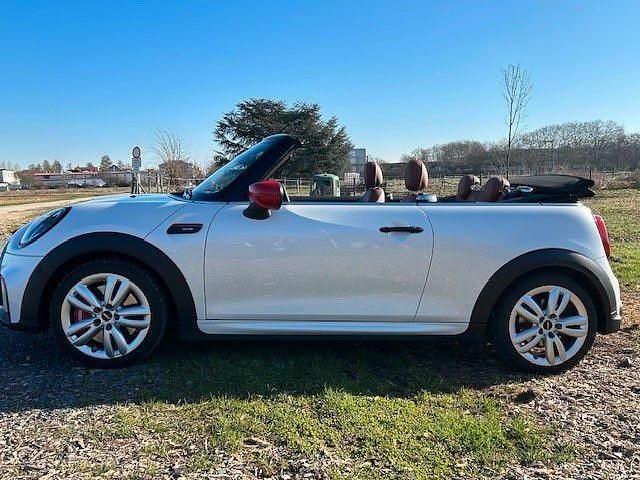 Gebraucht Mini John Cooper Works Cabriolet 231 PS (169 kW) 2023 Weiß Cabrio