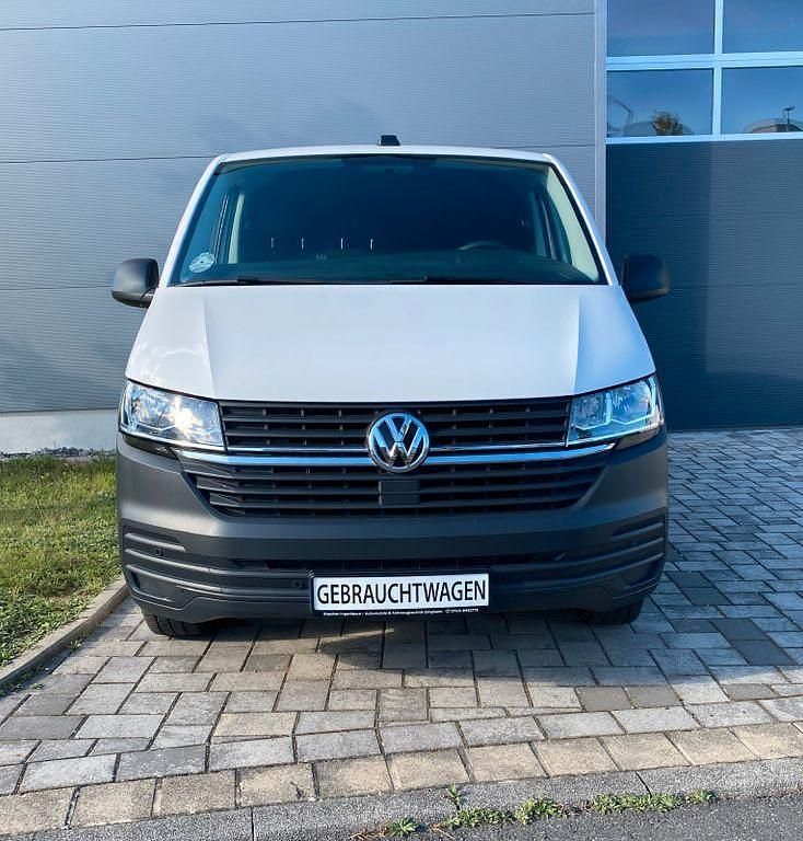 Weiß Gebraucht 2022 VW T6.1 Van | 26.500 € (Fairer Preis) - Bild 1/4
