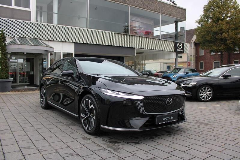 Neu Mazda 6e 189 kW (258 PS) 2025 Schwarz Limousine