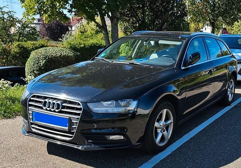 Gebraucht Audi A4 177 PS (130 kW) 2012 Schwarz Kombi